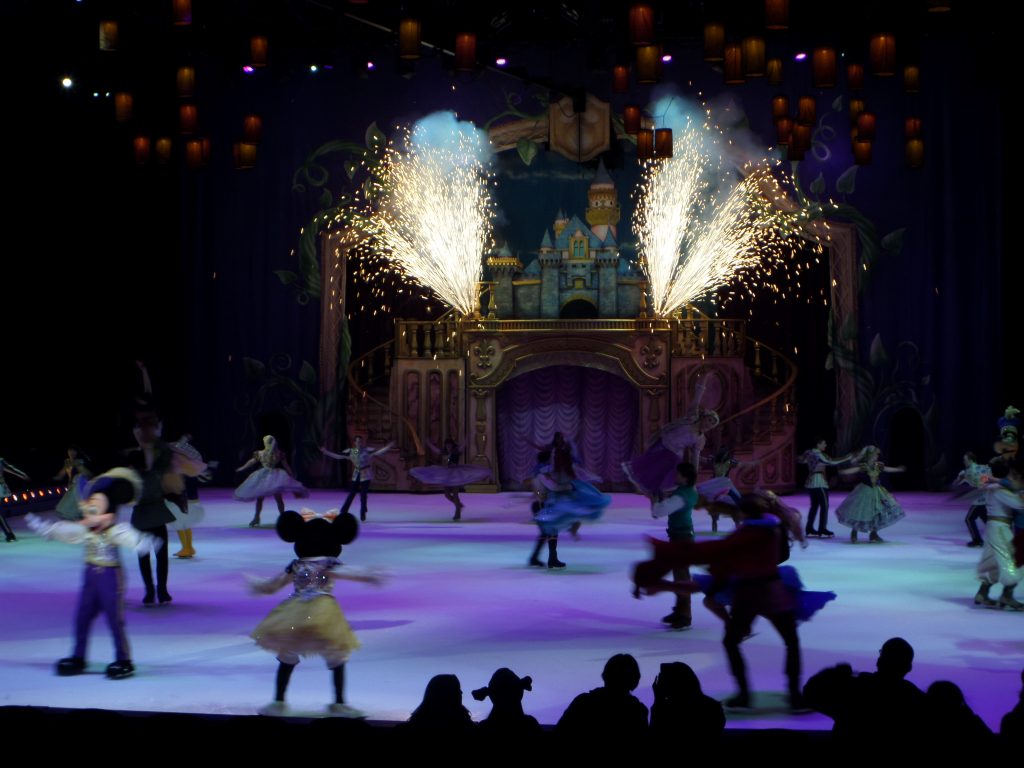 Crafty Mama in ME - Disney on Ice presents Treasure Trove - Act 2