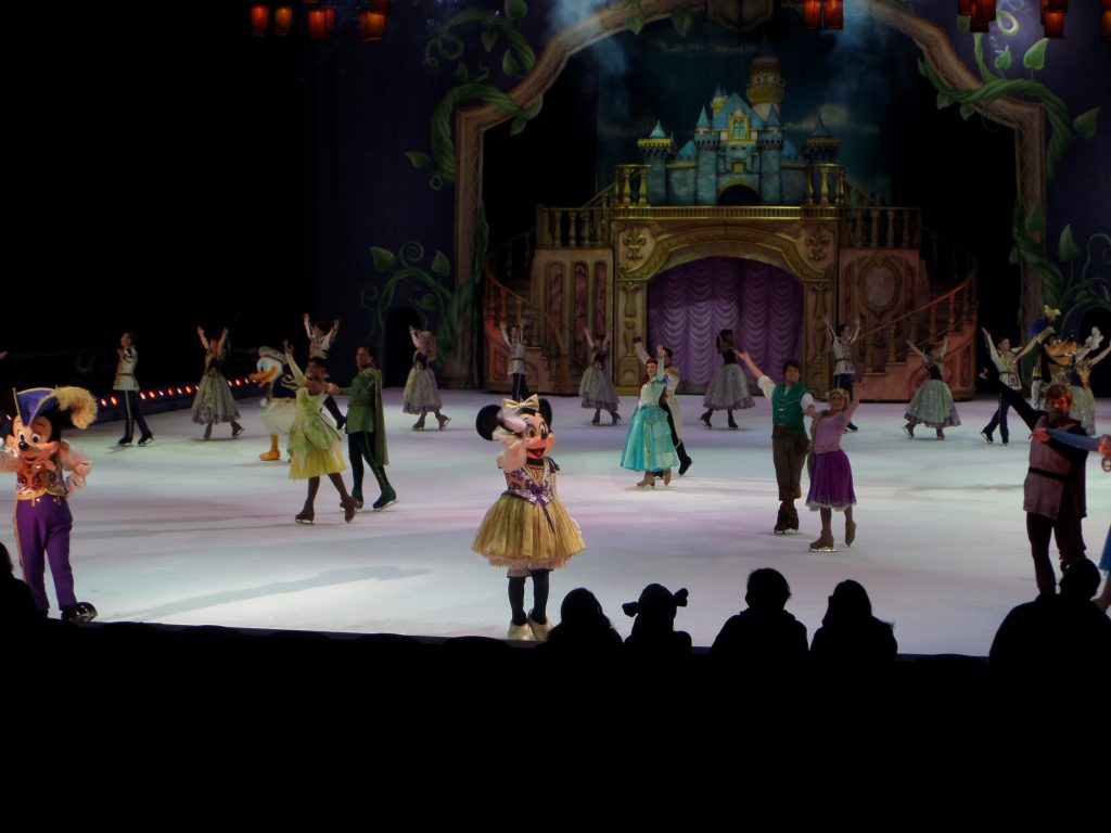 Crafty Mama in ME - Disney on Ice presents Treasure Trove - Act 2
