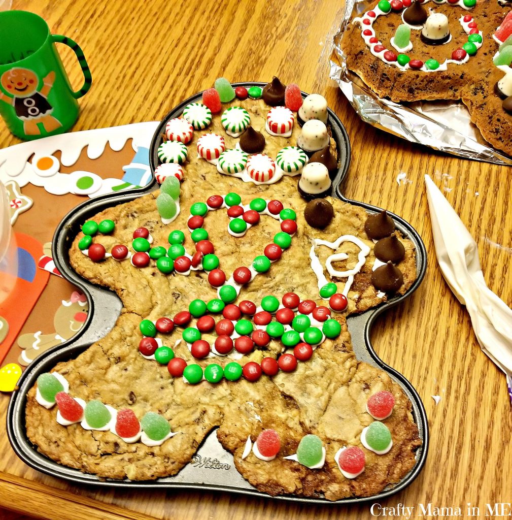 Host a Gingerbread Cookie Themed Playdate